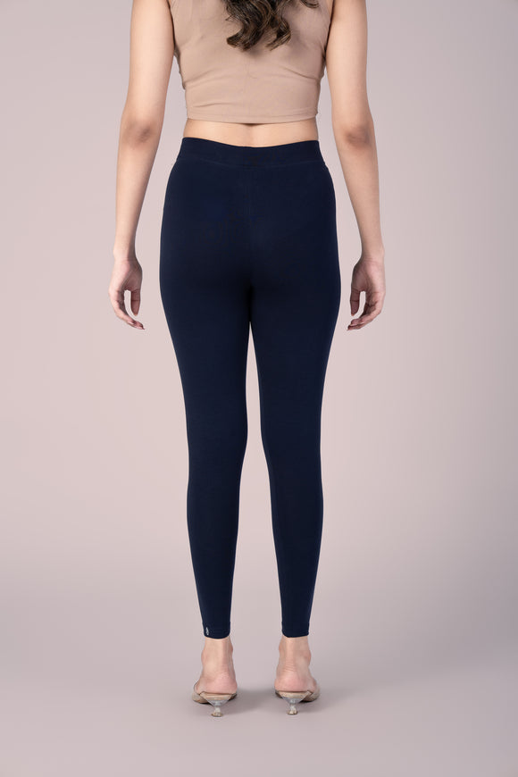 SlimFlow™ Dark Navy Ankle Length Leggings